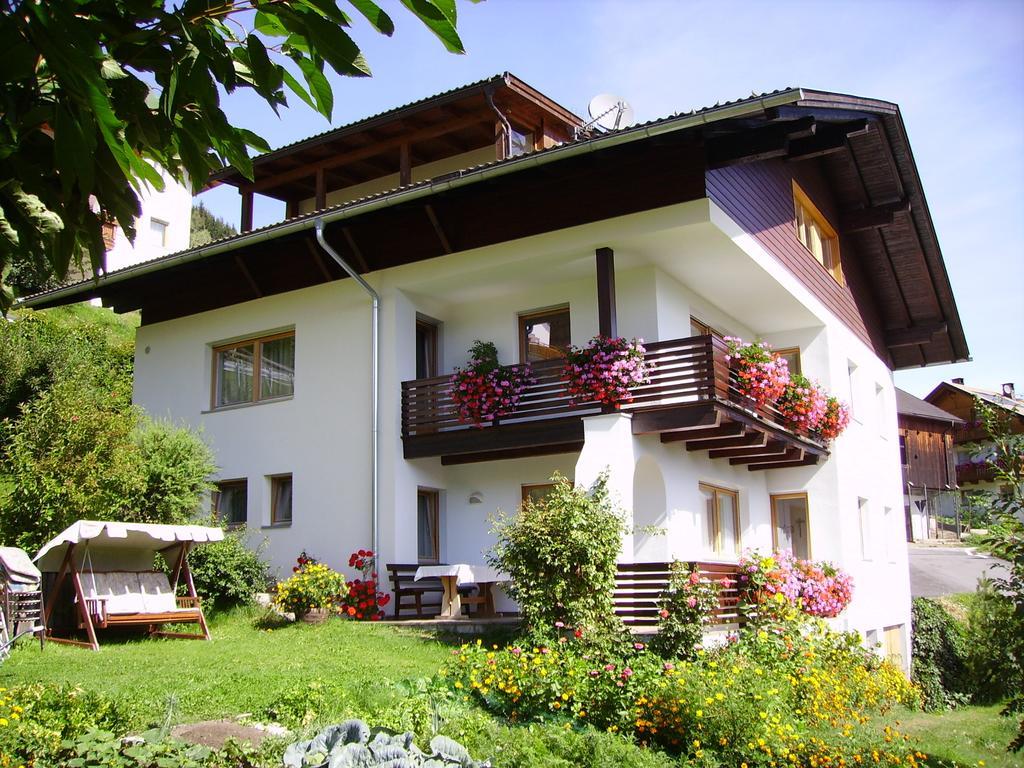 Haus Tasser San Lorenzo di Sebato Ngoại thất bức ảnh